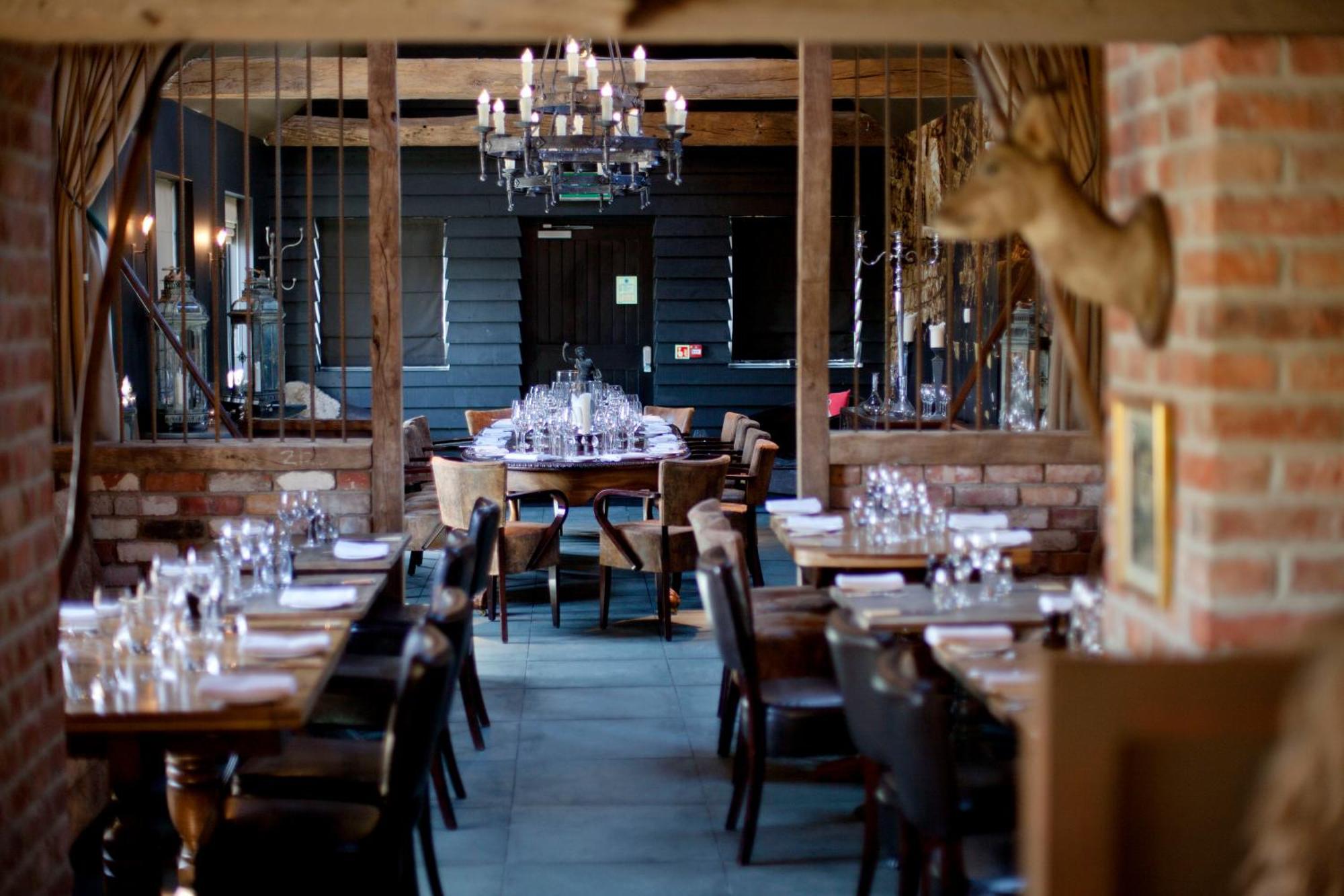 Inn The White Horse