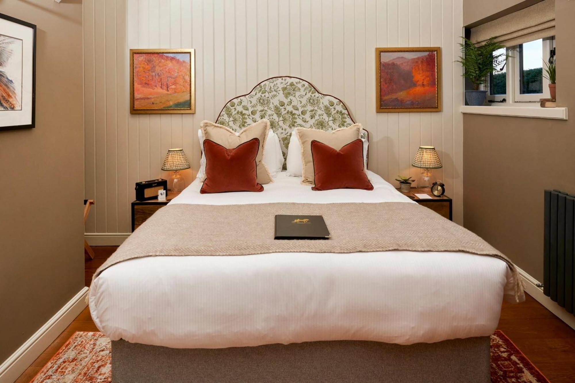 Inn The White Horse Chilgrove