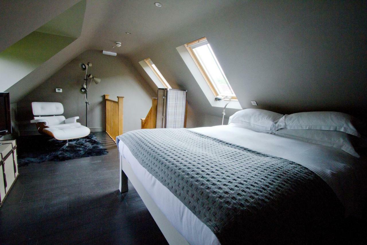 The White Horse 5*